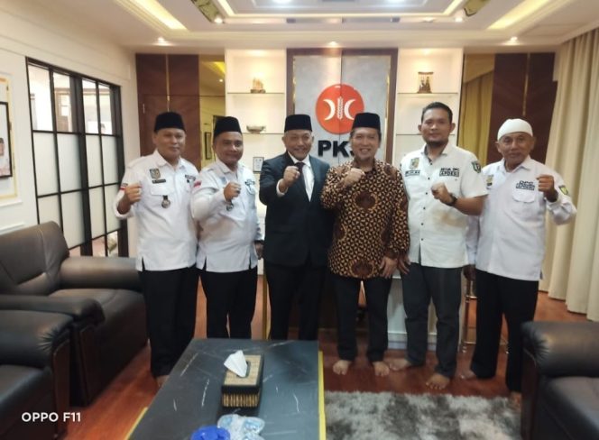 
					DPC APDESI Kabupaten Pringsewu Bersilaturahmi Dengan Presiden PKS