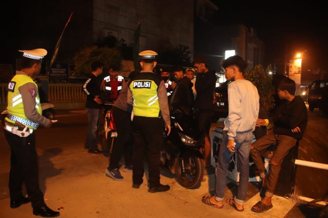 
					Patroli Malam Minggu, Polres Pringsewu amankan Lima Kendaraan