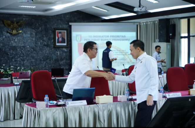 
					Evaluasi Kinerja Triwulan ke II, Pj. Bupati Pringsewu Paparkan Program Prioritas Kepada Kemendagri RI