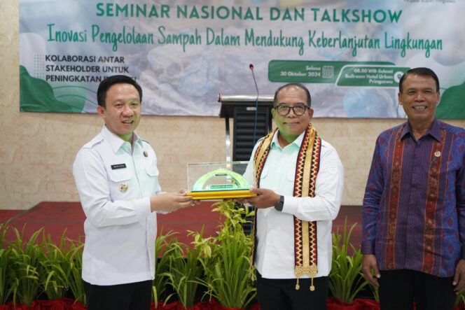
					Pj.Gubernur Lampung Kunjungi Kebun Anggur DPD ASPAI Kabupaten Pringsewu