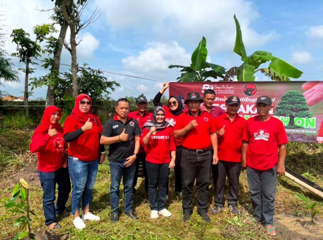 
					PDIP Pringsewu Gelar Gerakan Tanam Pohon Peringati HUT Megawati ke-78