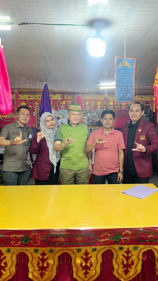 
					Anjau Silau Advokat Bela Rakyat Indonesia (ABR-I) dan Manajemen Akar Post di Lamban Gedung Kuning 