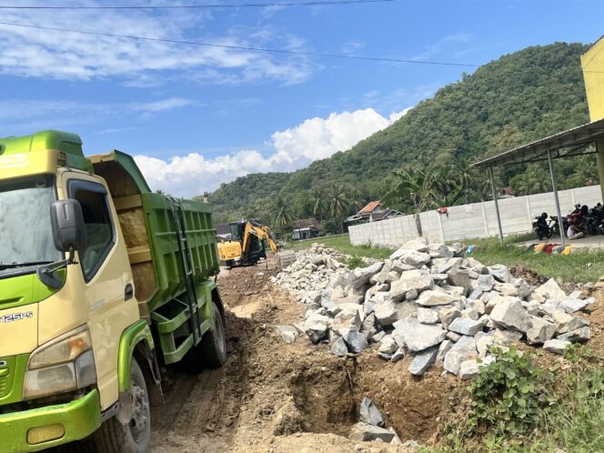 
					Komisi III DPRD Pringsewu Mandul, Penimbunan Ilegal di Tambahrejo Jalan Terus